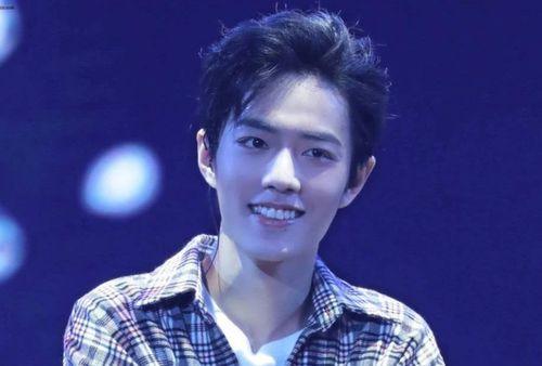 娱乐圈吃瓜群龚俊是谁呀,娱乐圈吃瓜群中的璀璨明星